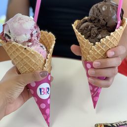 two cones of ice cream
