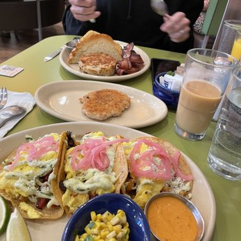 Snooze, an A.M. Eatery - Veggie tacos, chicken sausage, classic breakfast - Breakfast & Brunch Near Me - Boulder, Colorado Snooze, an A.M. Eatery - Veggie tacos, chicken sausage, classic breakfast - Breakfast & Brunch Near Me - Boulder, Colorado