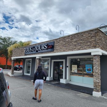 Tous Les Jours - Bakeries Near Me - Winter Park, Florida Tous Les Jours - Bakeries Near Me - Winter Park, Florida