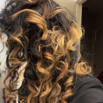 Ringlets & Roots - Hair Salons Near Me - Salinas, California