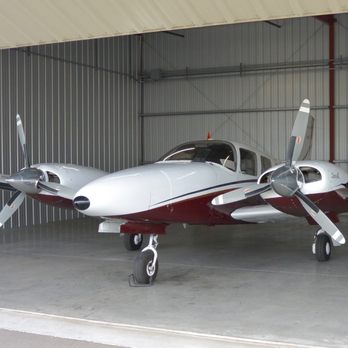 Elite Aircraft - Flight Instruction Near Me - Van Nuys, California Elite Aircraft - Flight Instruction Near Me - Van Nuys, California