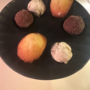 Brasserie Les Trois Rois - Brasseries Near Me - Basel, BS