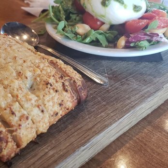 Patxi's Pizza - Bruschetta burrata - Pizza Near Me - Dublin, California