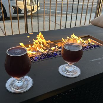 Blvd Brgr - cute beers cute vibe - Burgers Near Me - Camarillo, California Blvd Brgr - cute beers cute vibe - Burgers Near Me - Camarillo, California