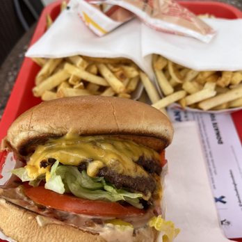 In-N-Out Burger - Burgers Near Me - Burbank, California In-N-Out Burger - Burgers Near Me - Burbank, California