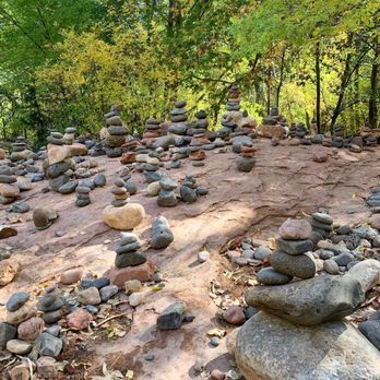 Crescent Moon Picnic Site - Buddha beach - Parks Near Me - Sedona, Arizona