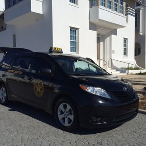 ALOHA LIMOUSINE DESTIN - Updated October 2024 - 2000 Scenic Gulf Dr ...