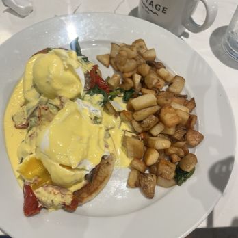 The Cottage - La Jolla Benedict - New American Near Me - Encinitas, California