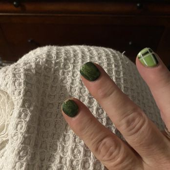 Vivid Nail Lounge - Nail Salons Near Me - lakemary, Florida
