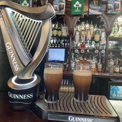 Molloys Pub - Guiness