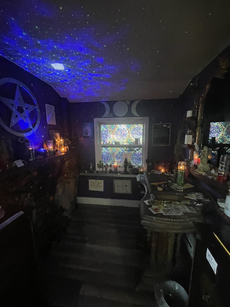 MANDIE’S MAGICAL MARKETPLACE Updated August 2024 30 Photos 818