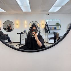 Lavish Beauty Parlour - The cutest & super comfortable salon