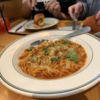 Pijja Palace - Shahi Fusilli - Sports Bars Near Me - Los Angeles, California Pijja Palace - Shahi Fusilli - Sports Bars Near Me - Los Angeles, California