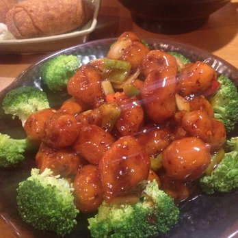 Dragon Express - This is an order of General's T'so chicken (mild). It was crispy, sweet and tangy with a hint of spice. - Chinese Near Me - Mesa, Arizona