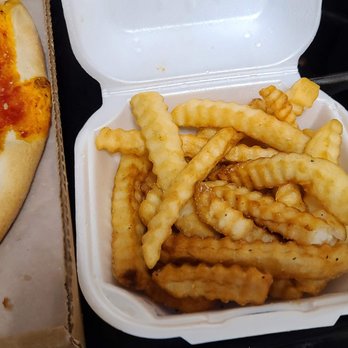 Ralph’s Zucca Pizza - Crinkle fries - Pizza Near Me - Kennesaw, Georgia