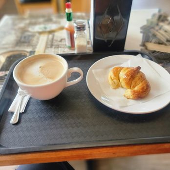 Buenos Aires Bakery Restaurant - Capuchino - Argentine Near Me - Yarmouth, Massachusetts