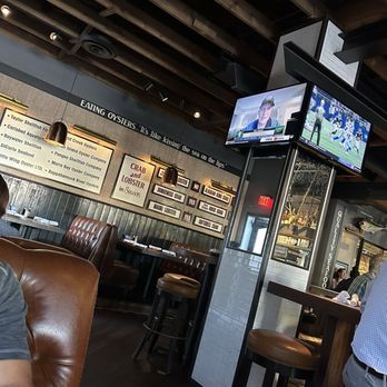 King's Fish House - Carlsbad - Wall tell you which craps are available - Seafood Near Me - Carlsbad, California King's Fish House - Carlsbad - Wall tell you which craps are available - Seafood Near Me - Carlsbad, California