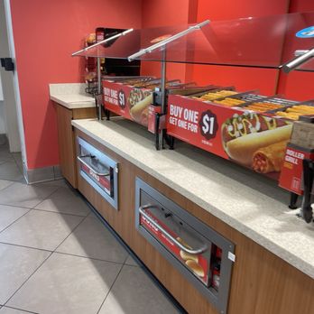RaceTrac - Hot bar - Gas Stations Near Me - Jacksonville, Florida RaceTrac - Hot bar - Gas Stations Near Me - Jacksonville, Florida