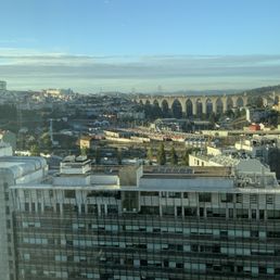 See the aqueduct from our room.