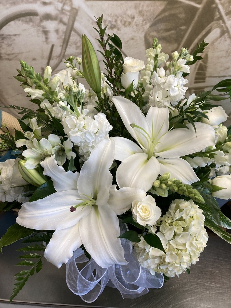 BEACH BUDS FLORIST Updated September 2024 93 Photos & 17 Reviews