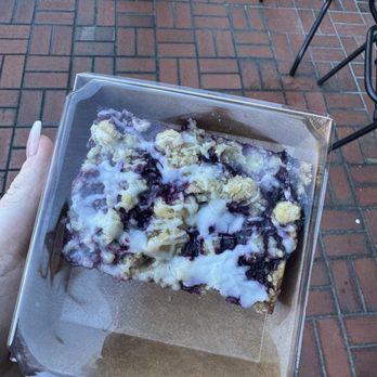 The Perfect Press Coffee - Berry Crumble - Coffee & Tea Near Me - Tampa, Florida The Perfect Press Coffee - Berry Crumble - Coffee & Tea Near Me - Tampa, Florida