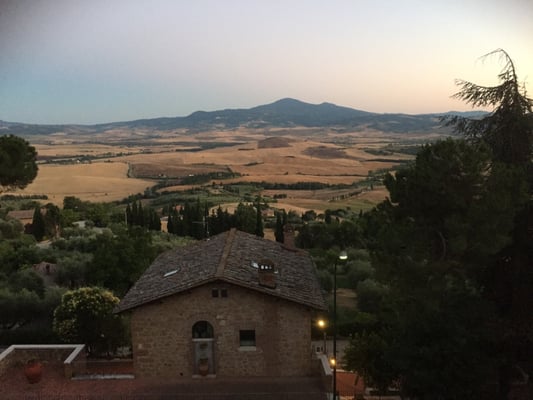 Pienza by null