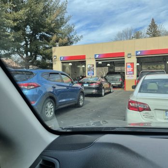 Valvoline Instant Oil Change - Oil Change Stations Near Me - Naugatuck, Connecticut