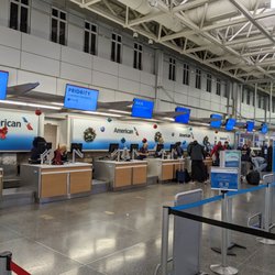 American Airlines - Check-in counter