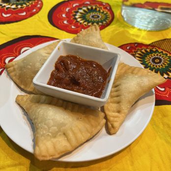 Joloff - Nem Legumes (vegetarian spring rolls) - Senegalese Near Me - Brooklyn, New York Joloff - Nem Legumes (vegetarian spring rolls) - Senegalese Near Me - Brooklyn, New York