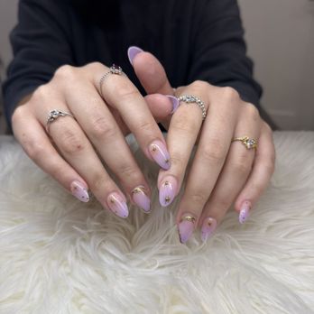 Royal Nails Spa - Nail Salons Near Me - Livermore, California