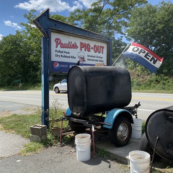 Paulie's Pig Out - Barbeque Near Me - Afton, Virginia
