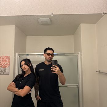 In And Out Moving - Movers Near Me In And Out Moving - Movers Near Me