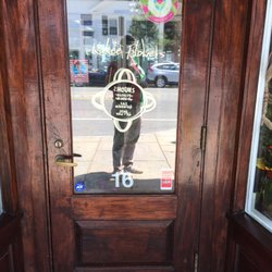 Kokee Flowers - See the sign on the door -- Old School style