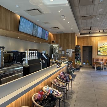 Starbucks - Coffee & Tea Near Me - Clarksville, Tennessee Starbucks - Coffee & Tea Near Me - Clarksville, Tennessee