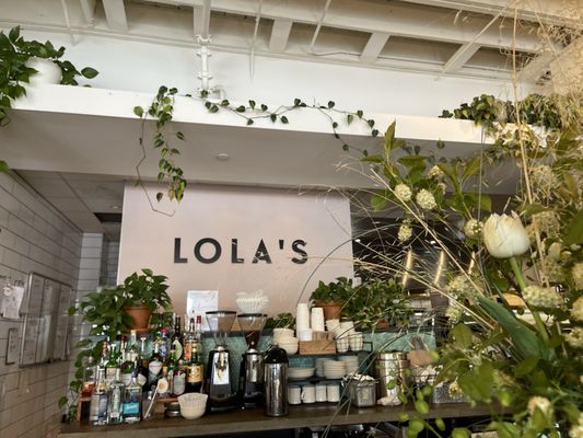 Lola's Cafe by null