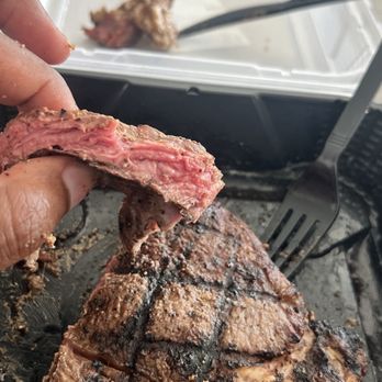 Outback Steakhouse - Steakhouses Near Me - Lebanon, Tennessee