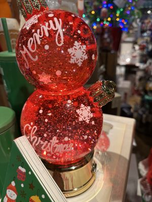 Cracker Barrel Old Country Store by null