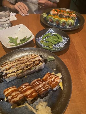Yamazaru Sushi & Sake by null