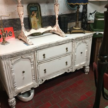 Treasures N Junk - Bedpan anyone? - Antiques Near Me - Ontario, California Treasures N Junk - Bedpan anyone? - Antiques Near Me - Ontario, California