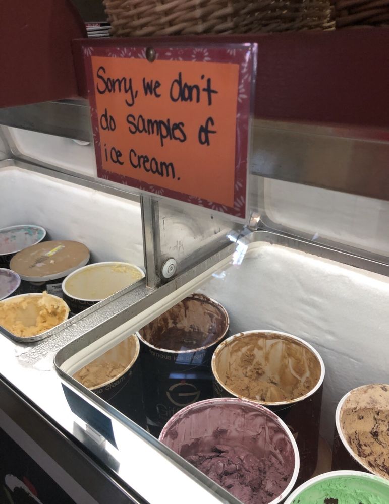 VINALHAVEN CANDY Updated August 2024 35 W Main St, Vinalhaven