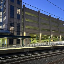 New Rochelle Metro-North Railroad Station