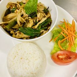 Dee Thai Restaurant
