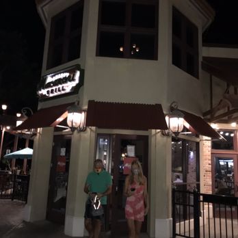 Queens MarketPlace - Shopping Centers Near Me - Waikoloa, Hawaii