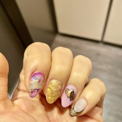 Bellagio Nails & Spa - Hard gel-Scarlet May