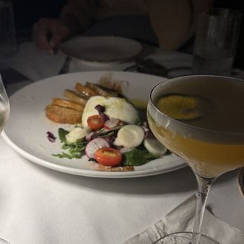 19 Raw - Burata - Seafood Near Me - Edgartown, Massachusetts