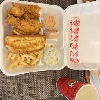 Raising Cane's Chicken Fingers - Fast Food Near Me - Schaumburg, Illinois Raising Cane's Chicken Fingers - Fast Food Near Me - Schaumburg, Illinois