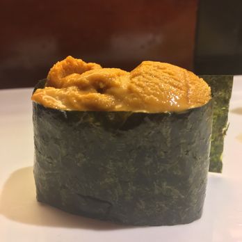 Sushi ii - Santa Barbara Uni soo good - Japanese Near Me - Honolulu, Hawaii
