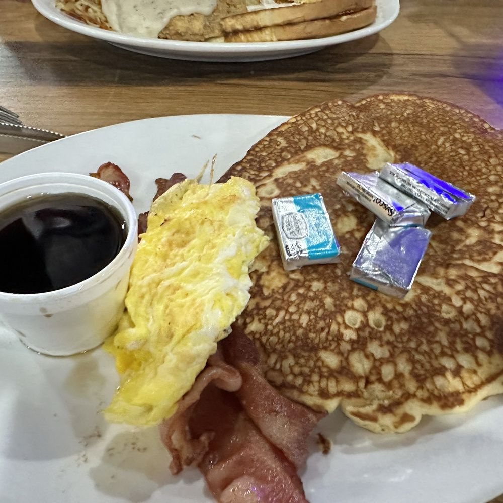Redz Bar & Grill - Pancake platter - Bars Near Me - Mitchell, Nebraska Redz Bar & Grill - Pancake platter - Bars Near Me - Mitchell, Nebraska