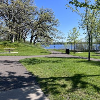 Lake Gervais County Park - Walking/biking path - Lakes Near Me - Little Canada, Minnesota