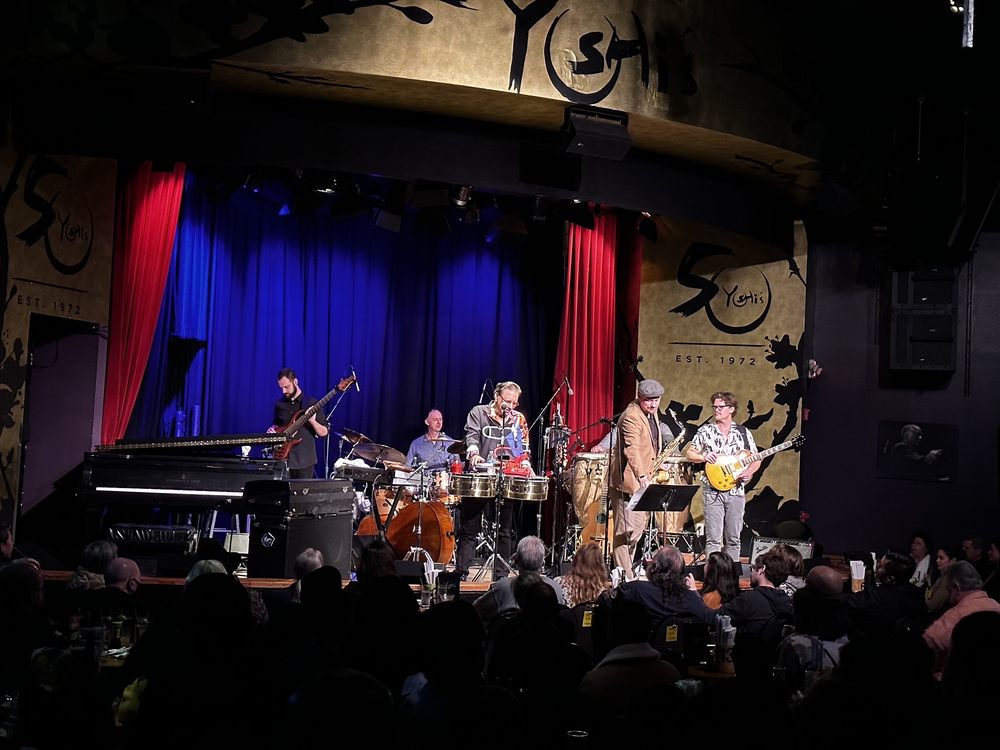Yoshi's
